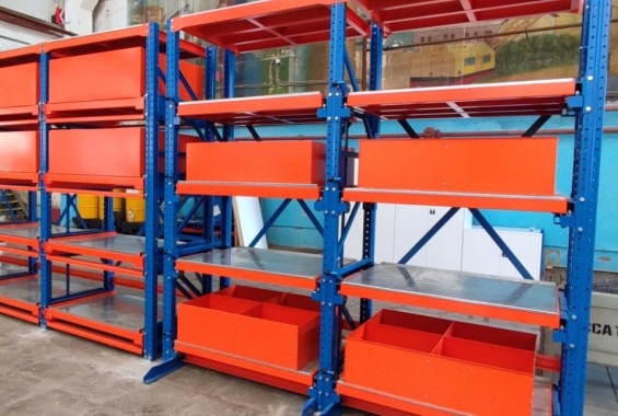 Стеллажи с выкатными платформами Slide 1400 со съемными ящиками