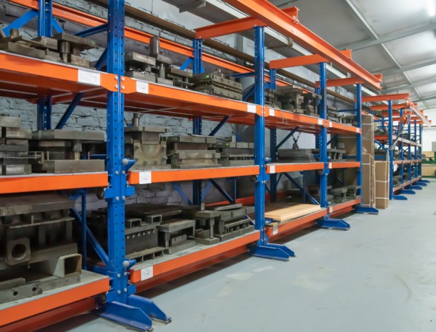 стеллажи для тяжелых грузов